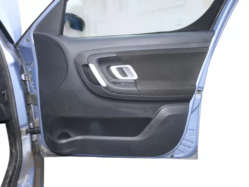 1 x Skoda Roomster Türverkleidung Verkleidung Tür vorne rechts
