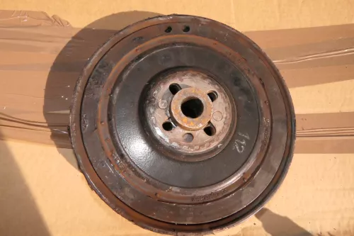 VW T4 2,5 TDI Diesel Keilriemenscheibe mi Schwingungsdämpfer 074105251AC ACV AJT