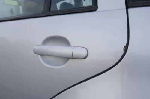 VW Golf 4 Bora Tür hinten links nur Kombi / Variant silber LB7Z - ohne Anbauteil (165290)