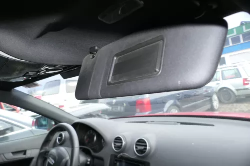 Audi A3 8P Sonnenblende rechts vorne 8P0857552A schwarz silber grau beleuchtet