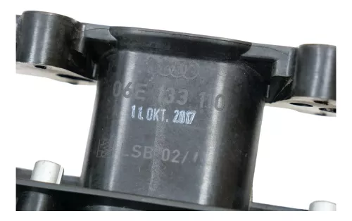 A4 8E A6 4F Ansaugbrücke Luftverteilergehäuse Rechts AUK BKH 3,2 FSI Benzin ## (187580)