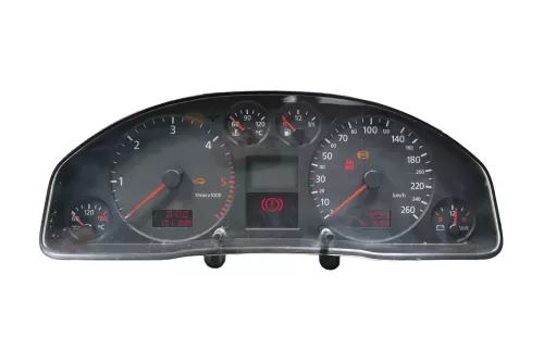 Audi A6 4B Tacho Tachometer Kombiinstrument 321.500km 4B0920900J 2,5 TDI Quattro