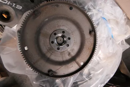 VW Audi A4 8K Mitnehmerscheibe 03G105323R CAGA CAHA CAGB CAHB CAG (112914)