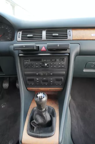 A6 4B C5 Verkleidung Klappe Abdeckung Dekor Holz Optik Nußbaum Wurzel terra (165687)