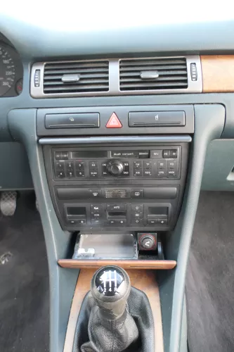 A6 4B C5 Verkleidung Klappe Abdeckung Dekor Holz Optik Nußbaum Wurzel terra (165687)