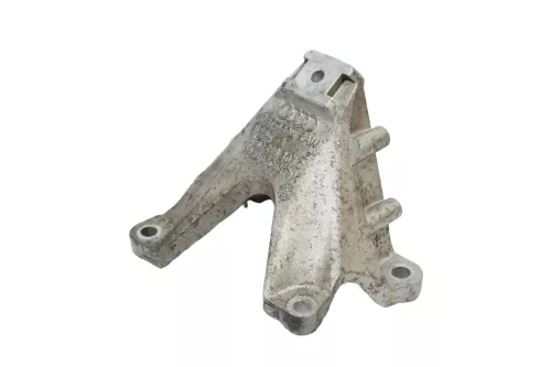 Audi A4 8E Stütze Motorhalter links 3,2 FSI AUK BKH 8E0199307Q (200326)