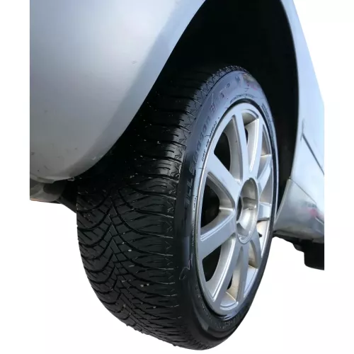 4x VW Golf 5 9N 6Y Reifen 235/45 R17 94V Allwetterreifen 2x ca5-7mm 2x 3,5-5mm (200541)