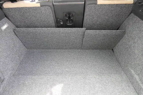 VW Tiguan 5N Ladeboden Verkleidung Abdeckung Kofferraum Teppich Boden (200610)