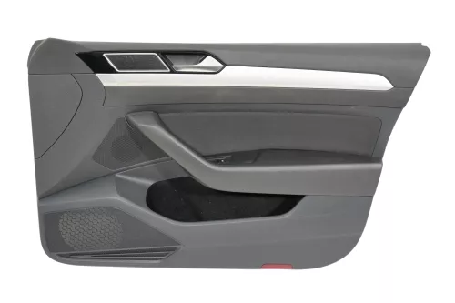 Passat 3C 3G B8 Türverkleidung Verkleidung Tür vorne rechts schwarz