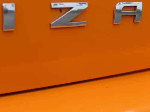 Seat Ibiza 6J Heckklappe Klappe hinten 2/3-Türer orange LP2C Spoiler mit Scheibe (200652)