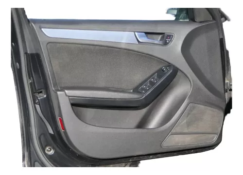 1x A4 8K B8 Türverkleidung Verkleidung Tür vorne links schwarz