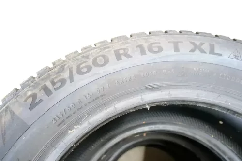4 Continental Ice Contact 2 Reifen Spikes Nagelreifen 215/60 R16 99T DOT4117 7mm (200812)