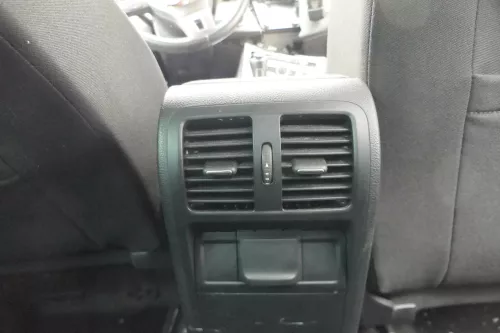 VW Passat 3C B7 Mittelarmlehne Armlehne Fach Deckel schwarz (200877)