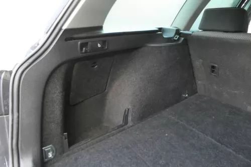 VW Passat 3C B7 Kombi Abdeckung Verkleidung Kofferraum hinten links schwarz