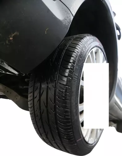 2x VW Passat Golf NUR Reifen  225/40 R18 92Y Sommerreifen  5-6mm (200949)