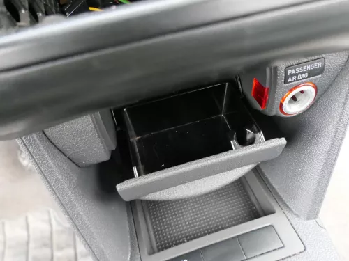 VW Caddy 2K Aschenbecher vorne 2K1857975F (179702)