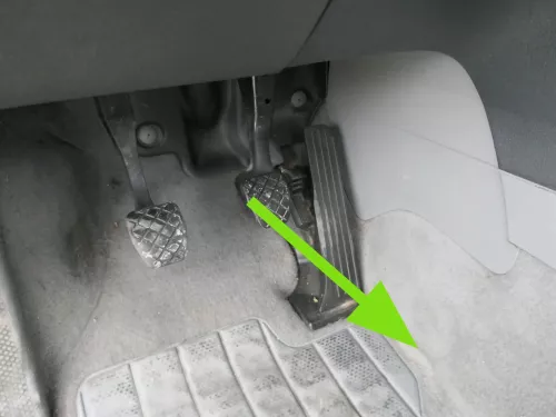 VW Caddy 2k Teppich Innenraumteppich grau Innen vorne