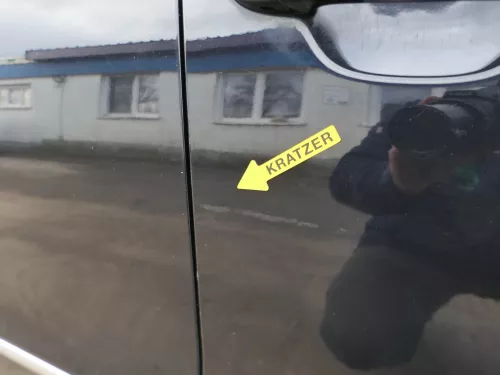 Passat 3C Kombi o. Limo Tür vorne rechts Beifahrer schwarz LC9X ohneAnbauteile (201095)