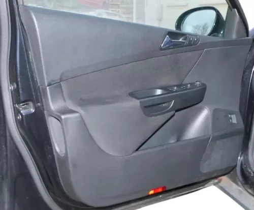 VW Passat 3C Variant 1x Türverkleidung Verkleidung Tür vorne links schwarz