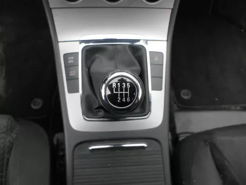 VW Passat 3C 6-Gang Schaltknauf Schaltsack Schaltung Schaltknüppel original (201108)