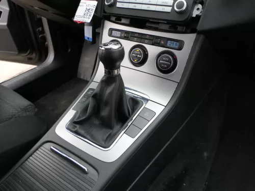 VW Passat 3C 6-Gang Schaltknauf Schaltsack Schaltung Schaltknüppel original (201108)