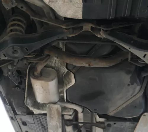 VW Passat 3C Auspuff Endschalldämpfer Mittelschalldämpfer 2,0 FSI BLR BVY (201131)