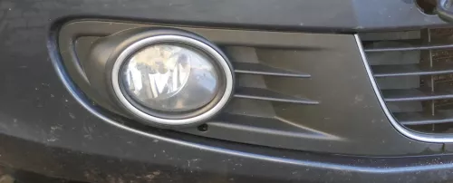 VW Golf 6 5K 1x Nebelscheinwerfer rechts + 1x Blende Gitter rechts