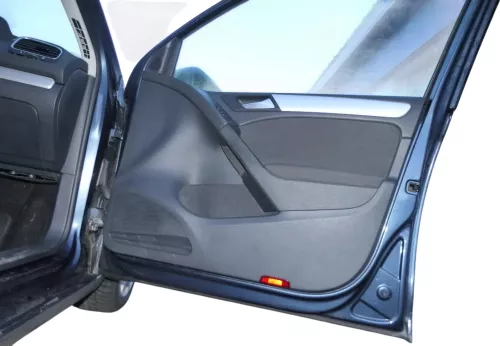 1x VW Golf 6 5K Türverkleidung Verkleidung Tür vorne rechts 4/5-Türer schwarz (201169)