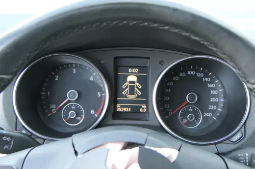 VW Golf 6 5K Tachometer Kombiinstrument 5K0920870C TDI CBAB 252.000 km (201177)