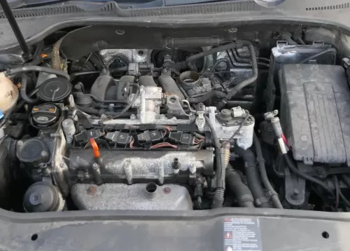 VW Golf 5 1K Kurbelwelle Sensor von 1,6 Benziner BLF Automatik 03C957147