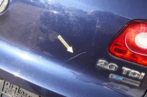 VW Tiguan Heckklappe hinten Kofferraumklappe mit Scheibe blau LH5X (201241)