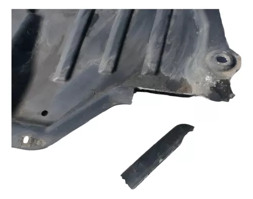 VW Tiguan 5N Unterfahrschutz Dämpfung Schutz unter Motor Diesel 5N0825235B (201364)