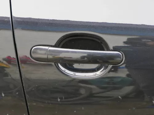 Seat Leon 1P Tür vorne rechts Beifahrertür schwarz LC9Z metallic ohne Anbauteile (201434)