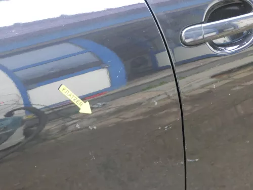 Seat Leon 1P Tür hinten rechts schwarz LC9Z metallic - ohne Anbauteile (201437)