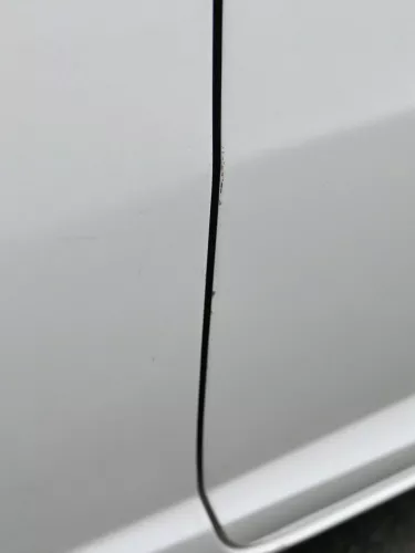 Ibiza 6J Tür vorne rechts Beifahrertür weiß LB9A 2/3-Türer - ohne Anbauteile (201545)