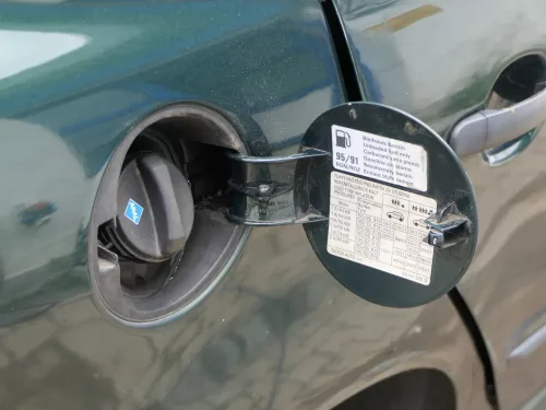 Skoda Fabia 6Y2 Limousine Tankdeckel Deckel Tank grün LF8C Schrägheck (201623)