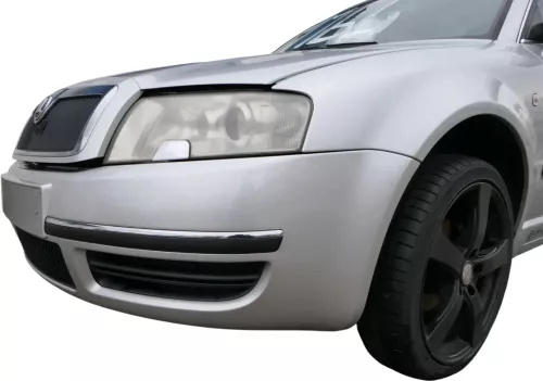 Skoda Superb 3U Stoßstange vorne Frontstoßstange silber LF7T (201640)