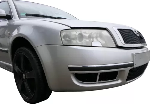 Skoda Superb 3U Stoßstange vorne Frontstoßstange silber LF7T (201640)