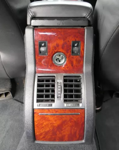 Skoda Superb 3U Mittelarmlehne Armlehne Fach Lehne Mittelkonsole komplett Leder (201683)