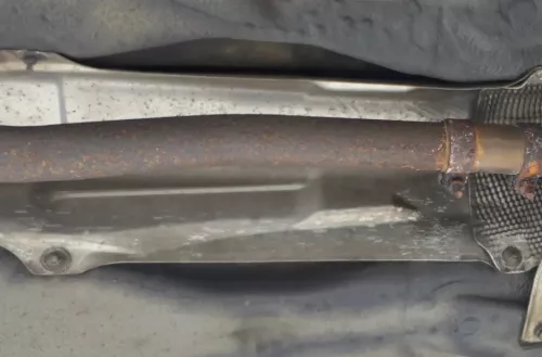 Skoda Superb 3U Auspuff Endschalldämpfer + Mittel hinten AWT 1,8T (201693)