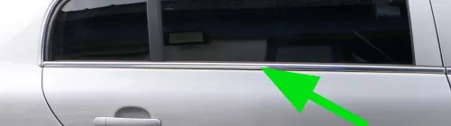 Superb 3U Leiste Zierleiste Tür hinten rechts chrom silber oben Fensterschachta