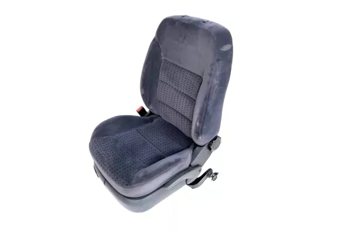 VW Golf 4 1J Bora Sitz vorne links Fahrersitz 4/5Türer Variant Kombi  (147017)