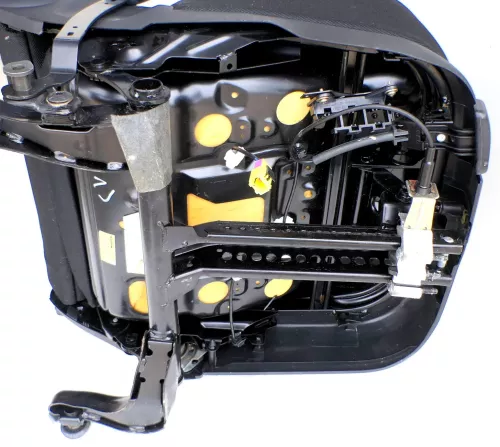 VW Golf 4 1J Bora Sitz vorne links Fahrersitz 4/5Türer Variant Kombi  (147023)