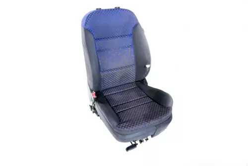 A3 8L Sitz vorne links Fahrersitz 2/3-Türer vorn Airbag schwarz blau (147612)