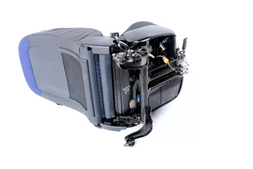 A3 8L Sitz vorne links Fahrersitz 2/3-Türer vorn Airbag schwarz blau (147612)