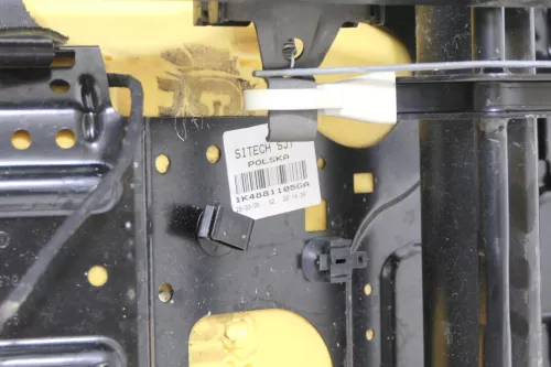 VW Touran 1T3 1T Sitz vorne links Fahrersitz Höhenverstellbar (148821)