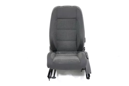 VW Touran 1T3 1T Sitz vorne links Fahrersitz Höhenverstellbar