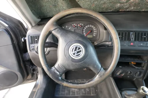 Q616 VW Golf 4 Bora Lenkrad 3 Speichen - abgenutzt (168827)