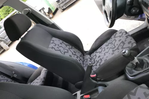 Q658 VW Golf 4 1J Bora Sitz vorne links Fahrersitz 4/5Türer Variant Kombi (170186)