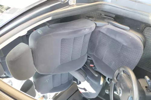 Q686 VW Golf 4 1J Bora Sitz vorne links Fahrersitz 4/5Türer Variant Kombi Velour (171134)